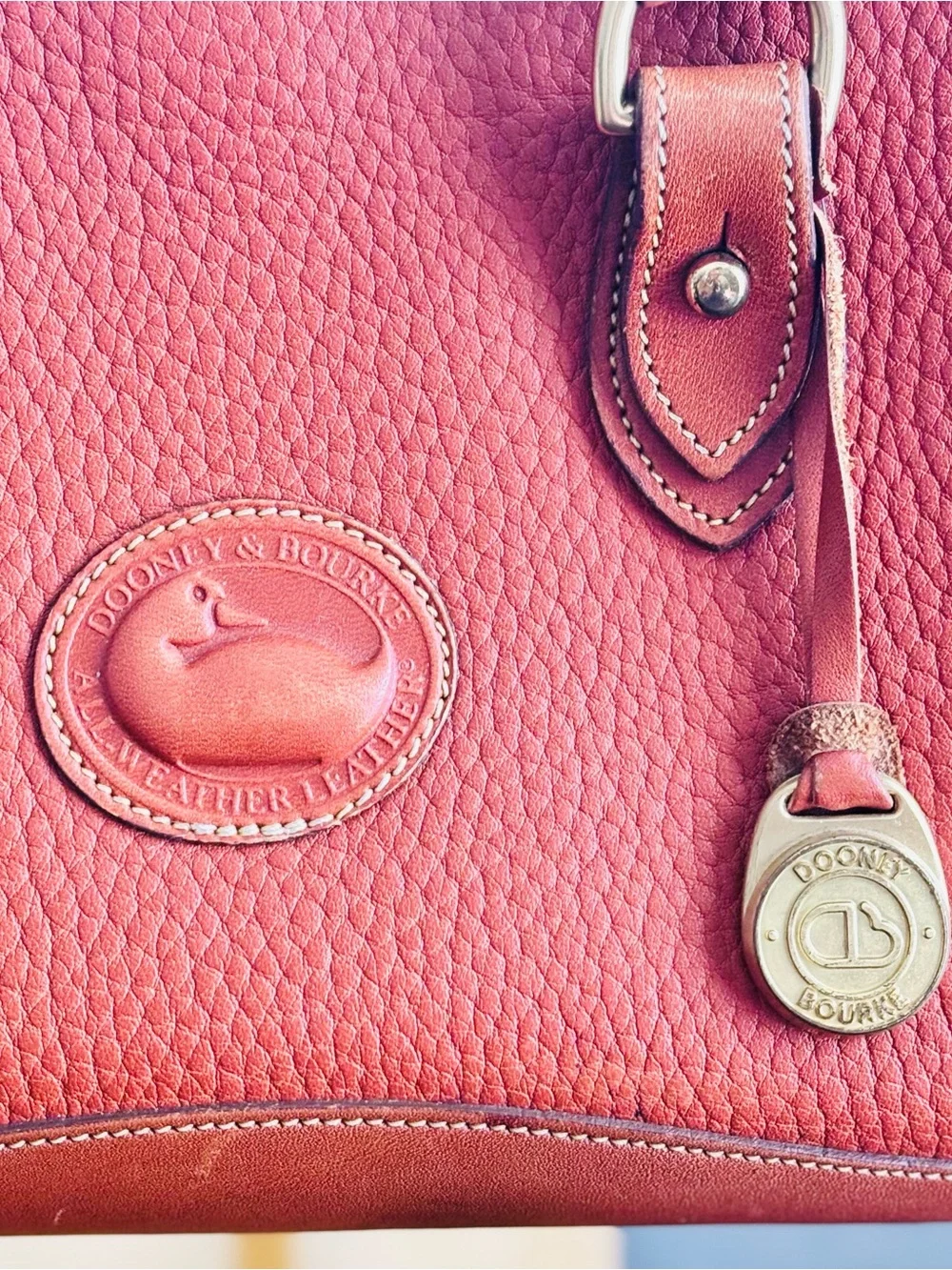 Dooney & Bourke classic vintage